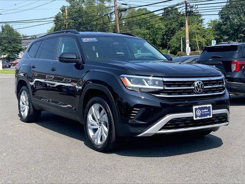 Used 2023 Volkswagen Atlas SE AWD/4WD image 1