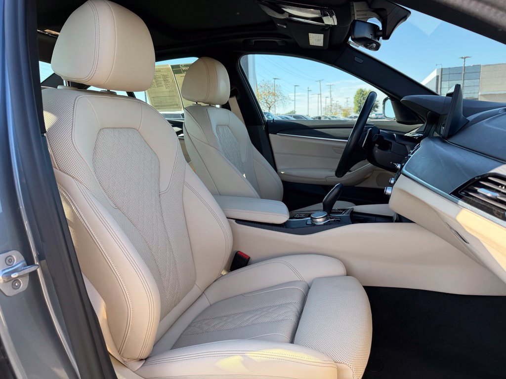 Used 2022 BMW 540i xDrive w/ Convenience Package AWD/4WD image 34