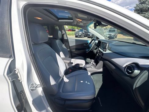 Used 2019 Hyundai Kona Limited FWD image 17