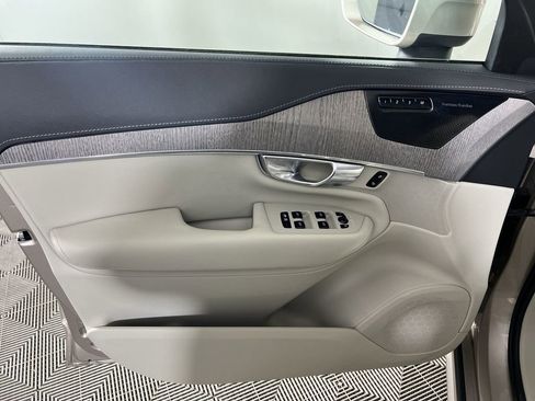 Used 2023 Volvo XC90 B6 Ultimate AWD/4WD image 24