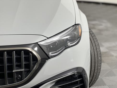 New 2026 Mercedes-Benz E 53 AMG e 4MATIC Sedan image 7