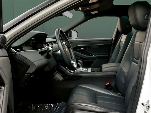 Used 2020 Land Rover Range Rover Evoque SE AWD/4WD image 19