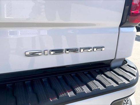 Used 2025 GMC Sierra 1500 Denali w/ Technology Package AWD/4WD image 10