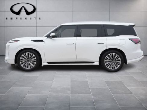 New 2026 INFINITI QX80 Luxe RWD image 4