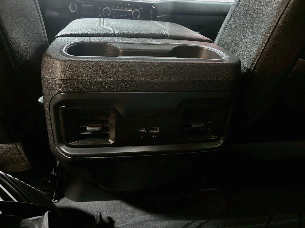 Used 2024 Chevrolet Silverado 1500 RST w/ Redline Edition AWD/4WD image 26