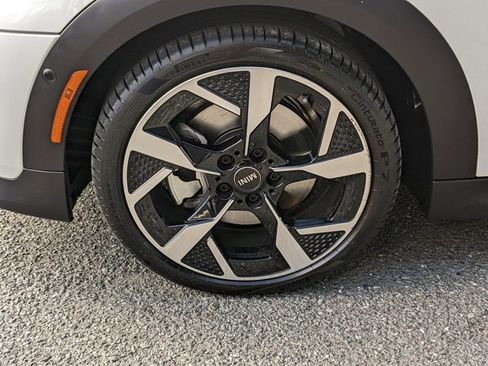 Certified 2025 MINI Cooper S image 22