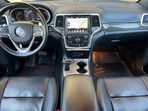 Used 2014 Jeep Grand Cherokee Overland w/ Advanced Technology Group AWD/4WD image 3