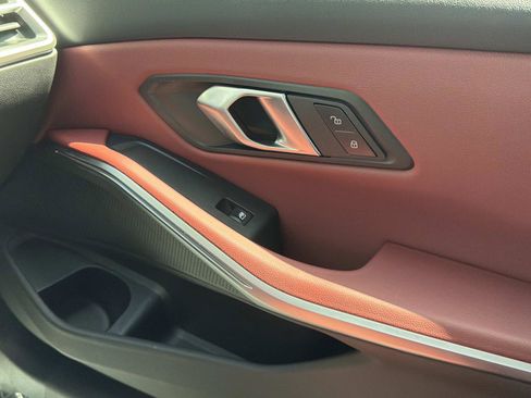 Certified 2025 BMW 330i Sedan RWD image 21