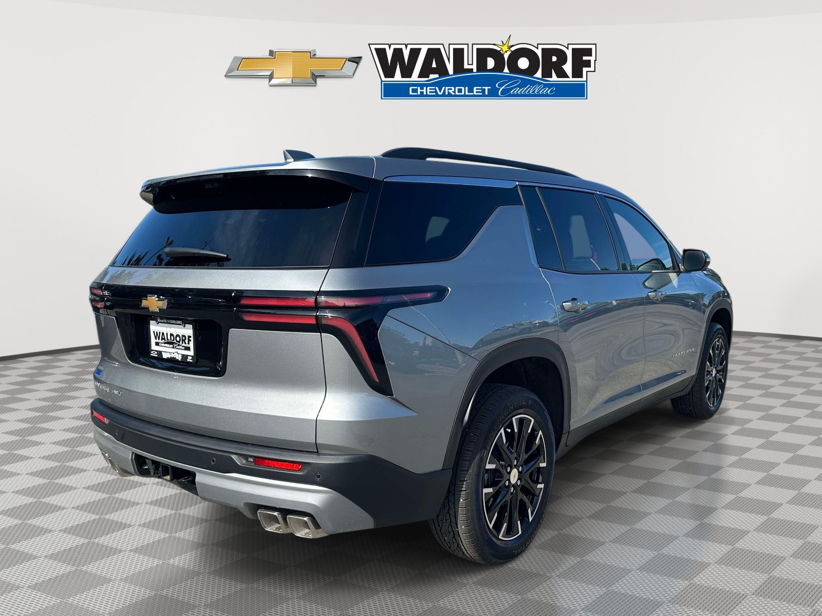 Used 2026 Chevrolet Traverse LT w/ Sun and Wheel Package AWD/4WD image 6