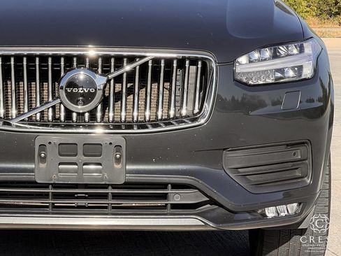 Used 2022 Volvo XC90 T5 Momentum w/ Advanced Package AWD/4WD image 9