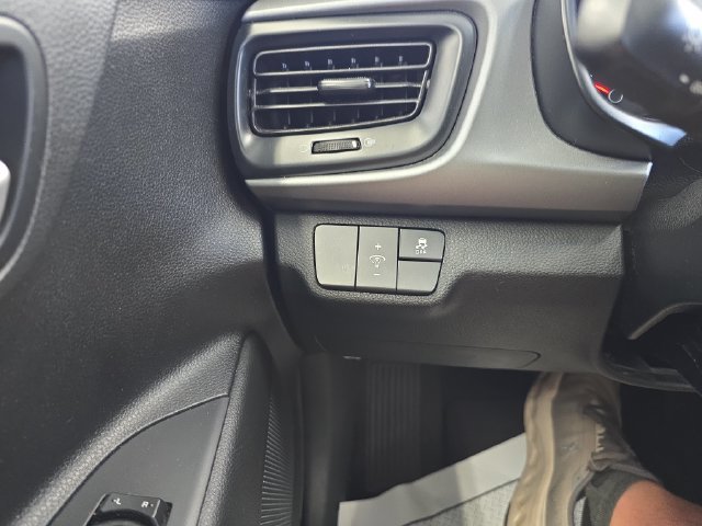Used 2022 Kia Rio LX FWD image 19
