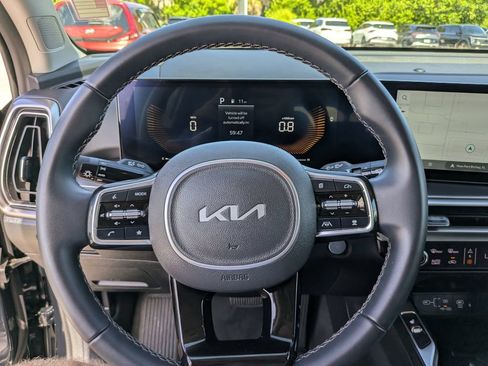 Certified 2025 Kia Sorento S FWD image 30