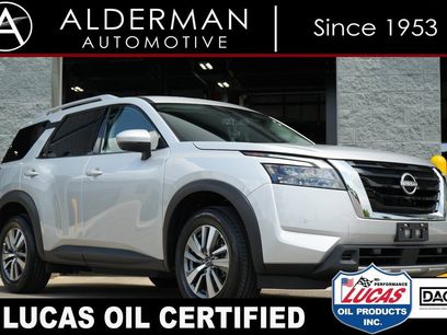 Used 2025 Nissan Pathfinder SL