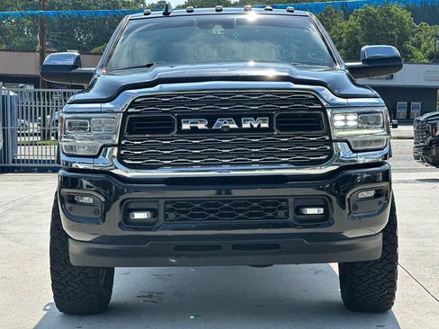 Used 2022 RAM 2500 Limited AWD/4WD image 2