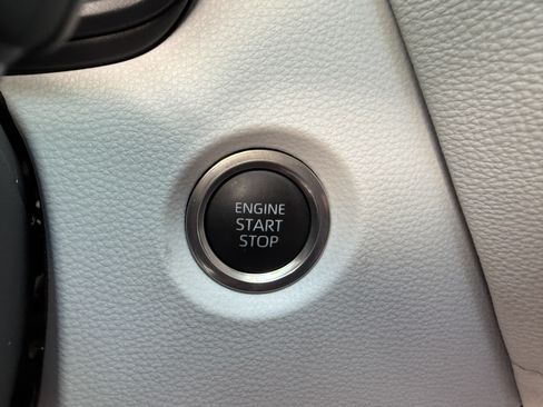 Certified 2025 Toyota Corolla SE FWD image 16