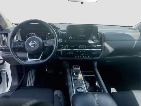 Used 2023 Nissan Pathfinder SV AWD/4WD image 22