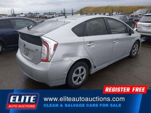 Used 2015 Toyota Prius Two FWD image 7