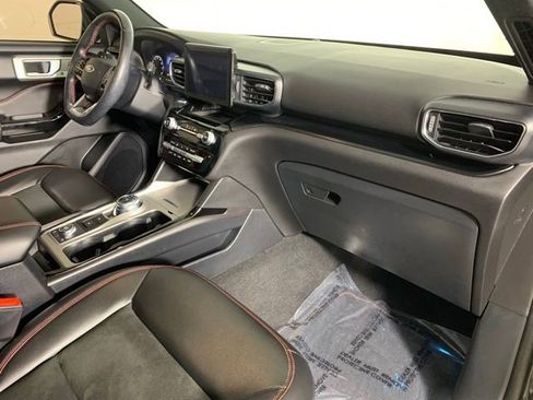 Used 2022 Ford Explorer ST-Line w/ Class IV Trailer Tow Package image 23