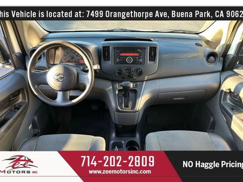 Used 2017 Nissan NV200 S image 21