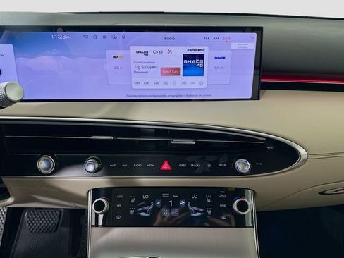 New 2026 Genesis GV70 2.5T Advanced AWD/4WD image 11