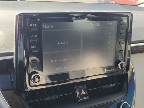 Used 2022 Toyota Corolla LE image 27