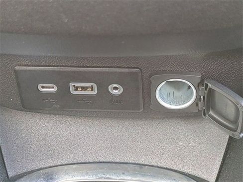 Used 2024 Chevrolet Malibu LT image 25