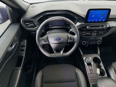 Certified 2023 Ford Escape ST-Line image 10