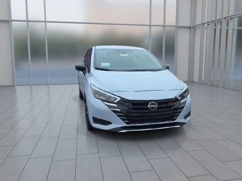 New 2025 Nissan Versa SR w/ Trunk Package image 3