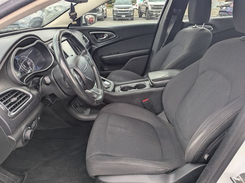 Used 2015 Chrysler 200 Limited w/ Convenience Group FWD image 14