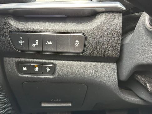 Used 2022 Kia Niro EX FWD image 15