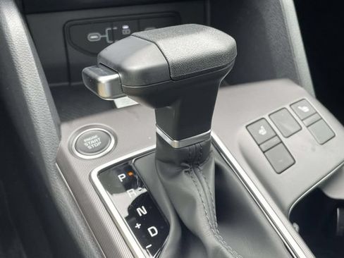 Certified 2026 Kia Sportage EX FWD image 40