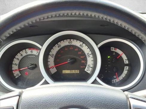 Used 2015 Toyota Tacoma PreRunner RWD image 10