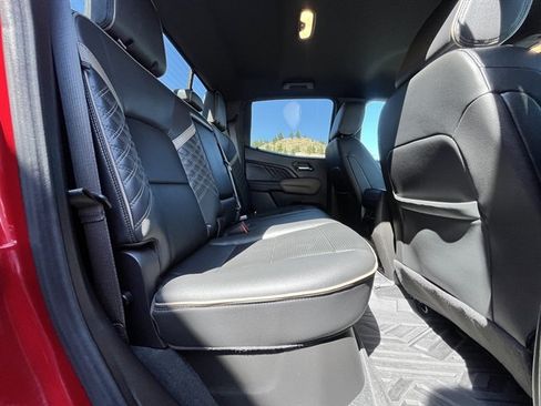 Used 2024 GMC Canyon Denali AWD/4WD image 46