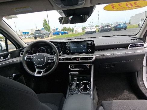 Used 2023 Kia K5 LXS FWD image 10