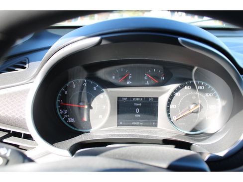 Used 2024 Chevrolet Malibu LT image 18