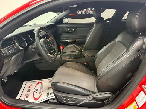 Used 2019 Ford Mustang Shelby GT350 w/ Technology Package image 9