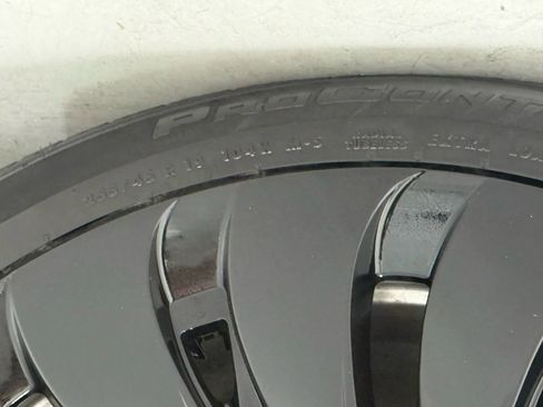 Used 2022 Tesla Model Y Long Range image 46