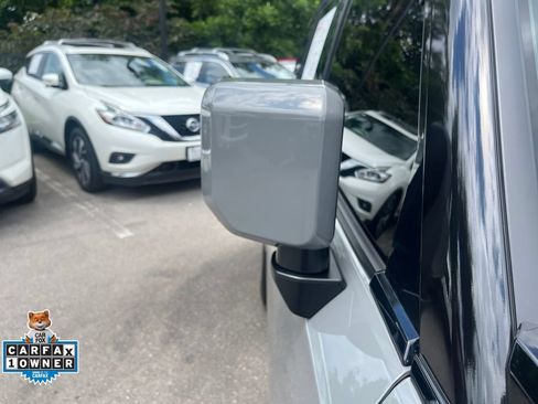 Used 2025 Lexus GX 550 w/ Accessory Package (Z1) AWD/4WD image 39
