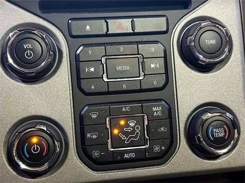 Used 2016 Ford F350 Lariat w/ Lariat Ultimate Package image 18