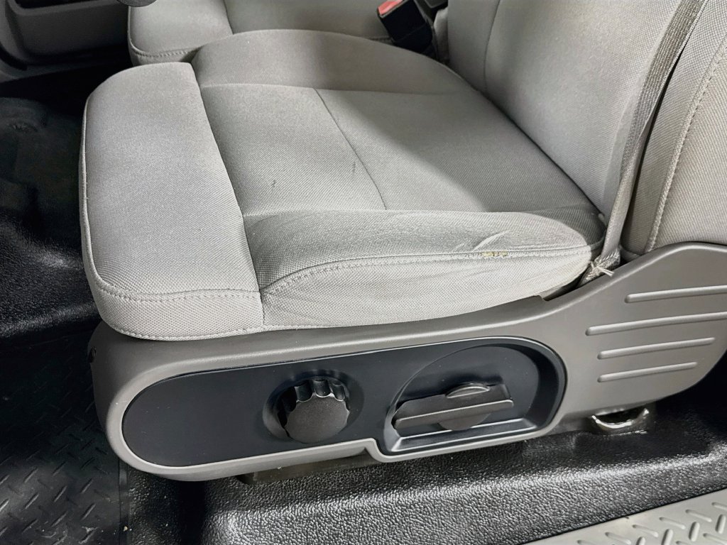 Used 2004 Ford F150 XLT RWD image 20