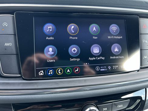 Used 2024 Buick Enclave Premium image 16