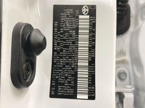 Used 2024 Toyota Corolla LE image 31