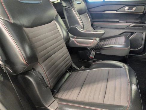 Used 2025 Ford Explorer ST-Line image 20