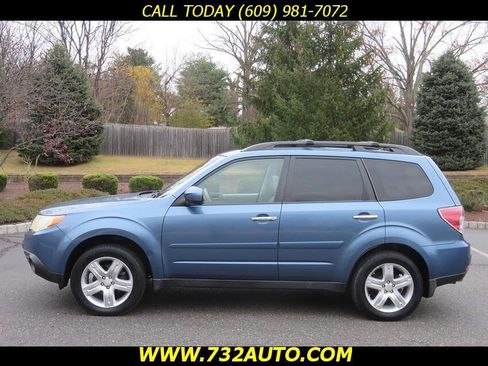 Used 2009 Subaru Forester 2.5X Limited w/ Utility Pkg image 2