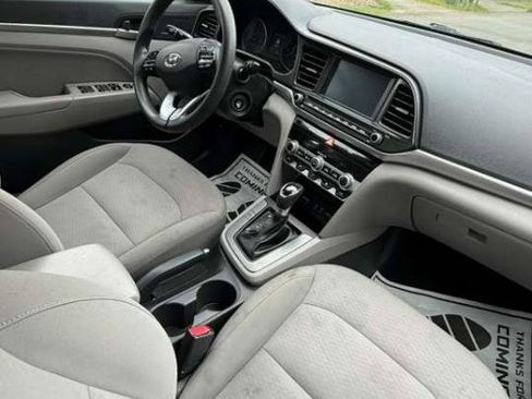 Used 2020 Hyundai Elantra SEL FWD image 14
