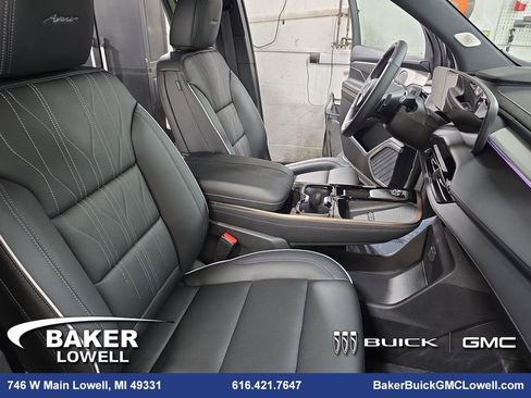 New 2026 Buick Enclave Avenir w/ Super Cruise Package image 10