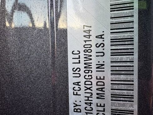 Used 2021 Jeep Wrangler Unlimited Sport S image 29