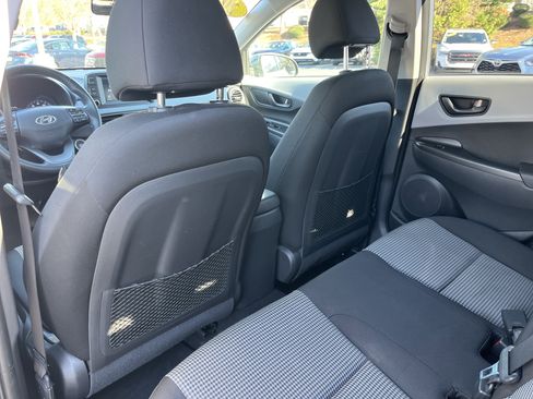Used 2021 Hyundai Kona SEL w/ Cargo Package image 19