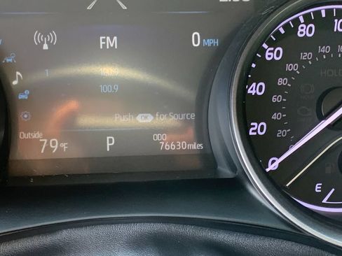 Used 2022 Toyota Camry SE w/ Cold Weather Package AWD/4WD image 31