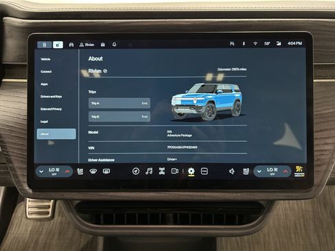 Used 2023 Rivian R1S Adventure AWD/4WD image 29